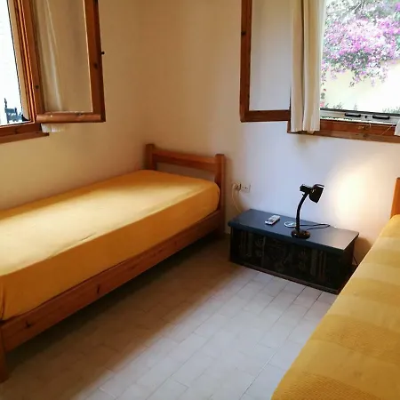 펜션 Alekos Beach Houses-nisos *